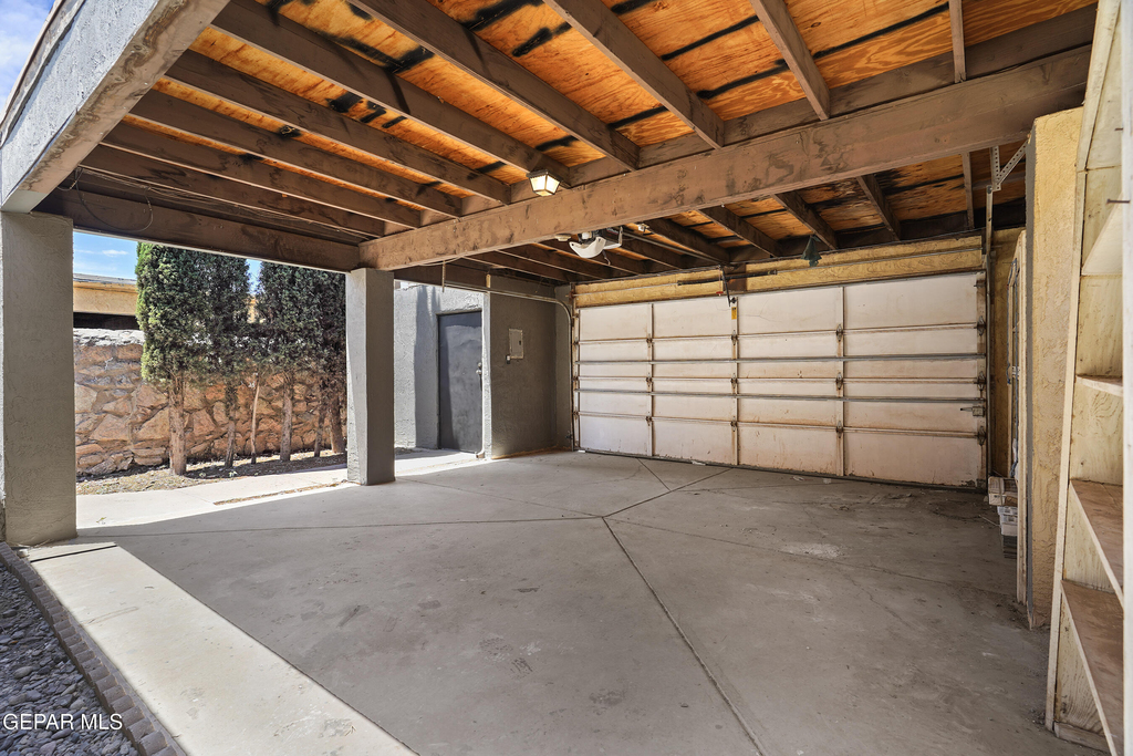 10720 Chert Street - Photo 6