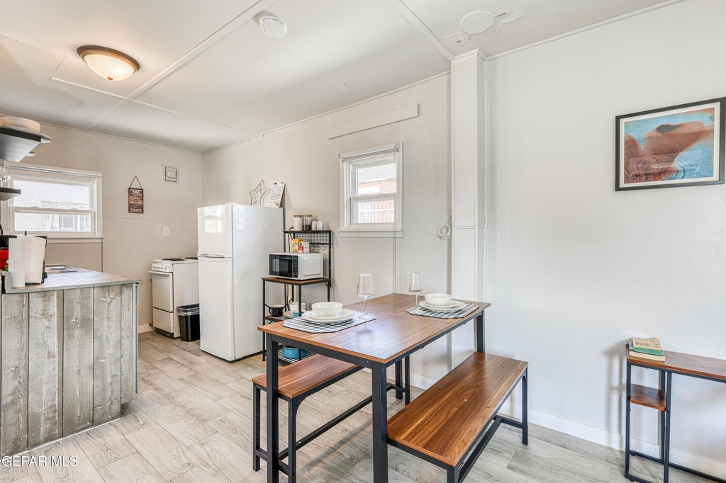 2729 Pershing Drive - Photo 8