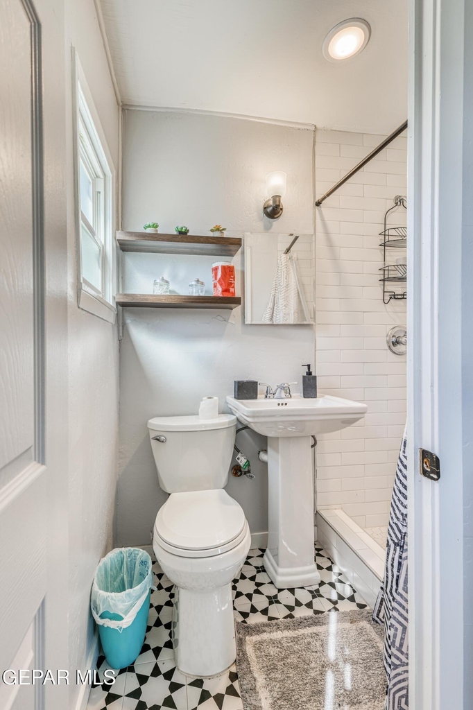 2729 Pershing Drive - Photo 17