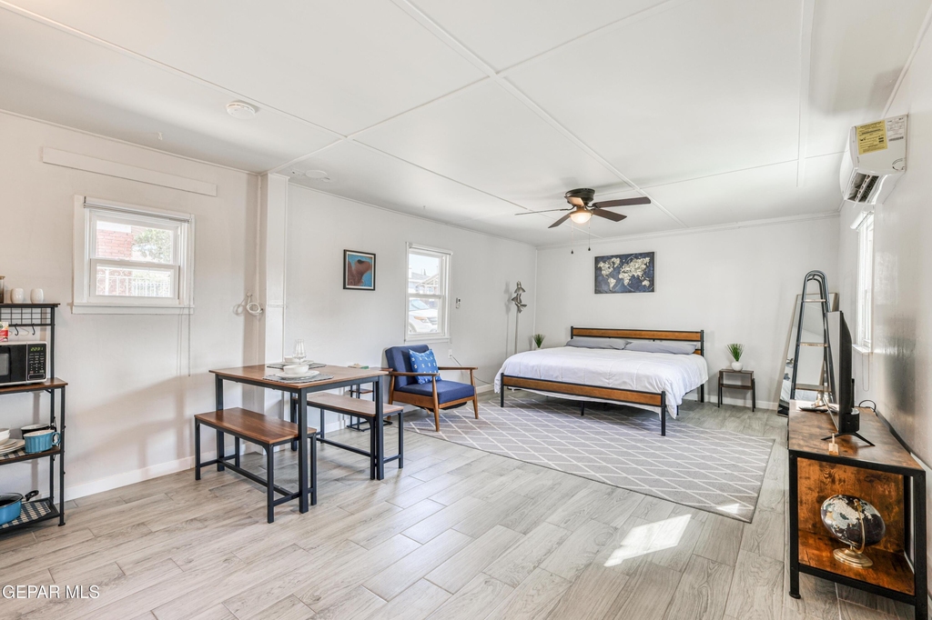 2729 Pershing Drive - Photo 4