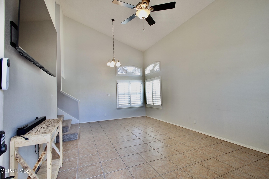 12229 Kingsgate Court - Photo 8