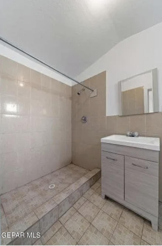 7632 Franklin Drive - Photo 10