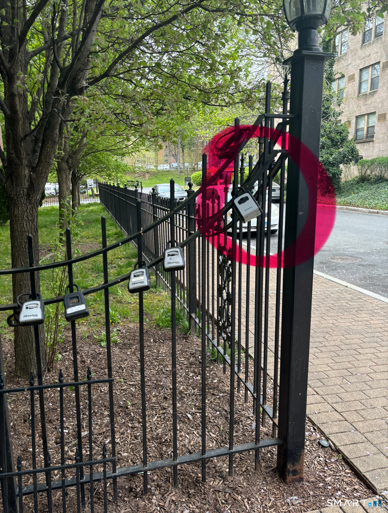 40 Owen Street - Photo 2
