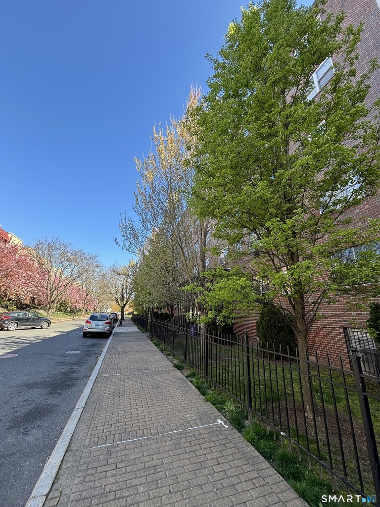 40 Owen Street - Photo 0