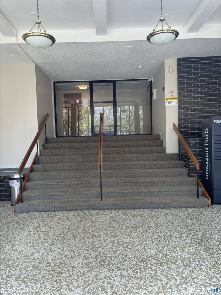 40 Owen Street - Photo 3