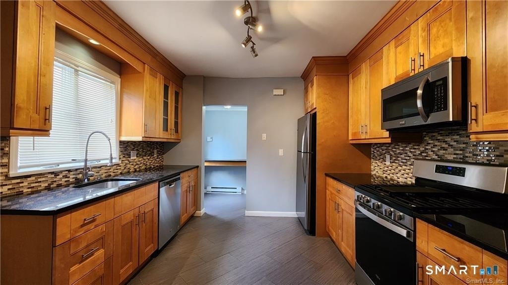 60 Houston Terrace - Photo 2