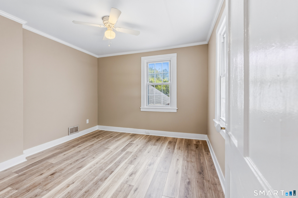 238 Isinglass Road - Photo 15