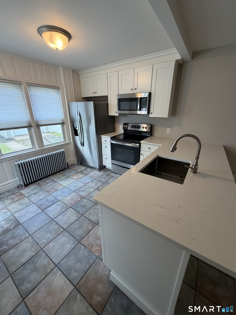 210 North Cherry Street - Photo 2