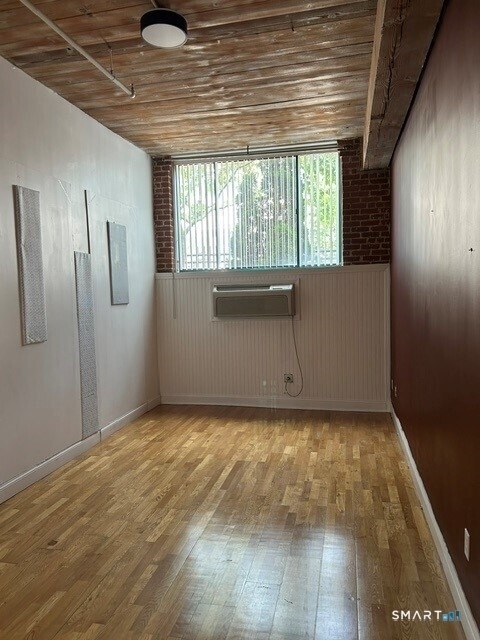 390 Charles Street - Photo 8