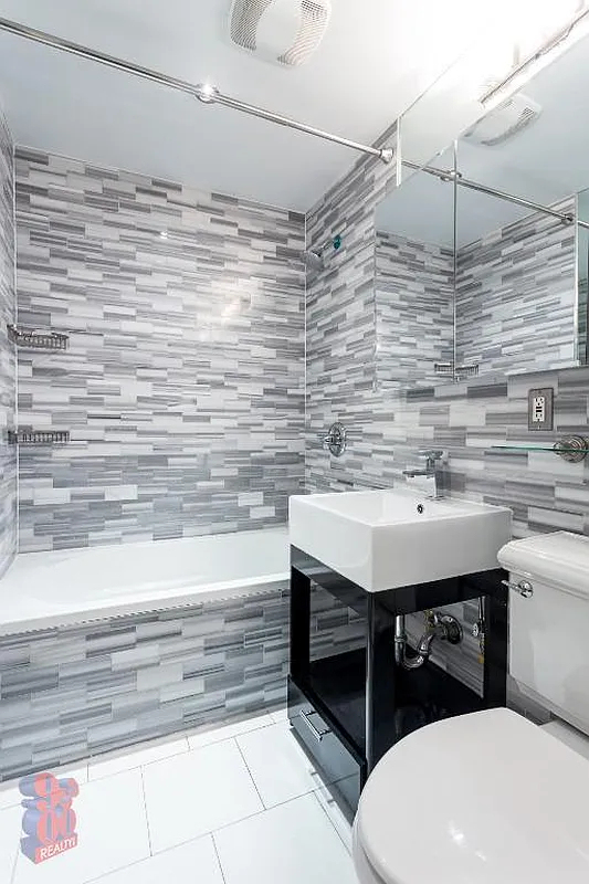 326 East 100th - Photo 6