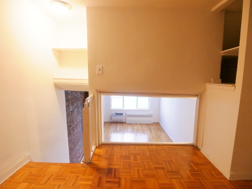 213 East 73rd Street - Photo 15