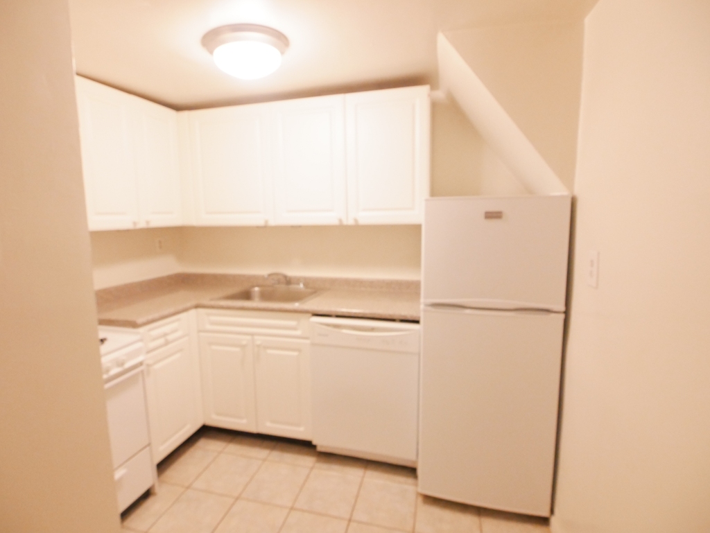 213 East 73rd Street - Photo 10