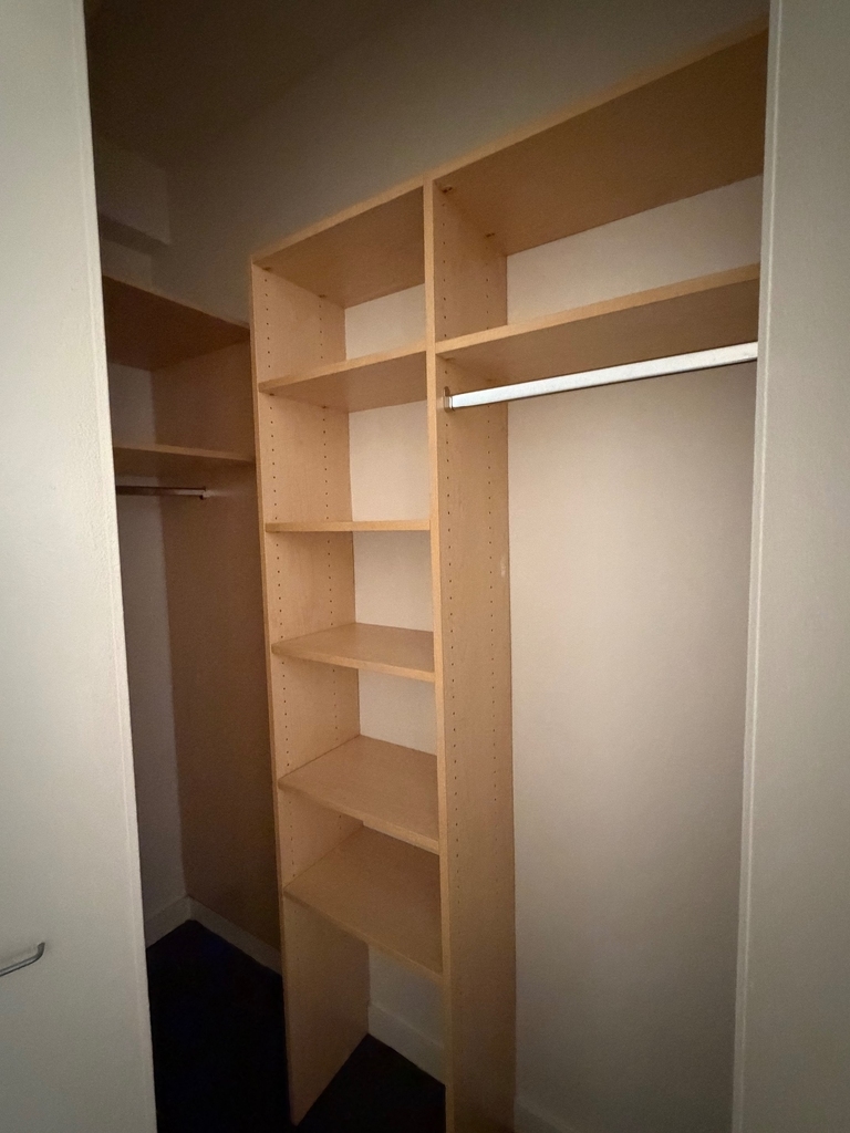 East 46th Street - Photo 2