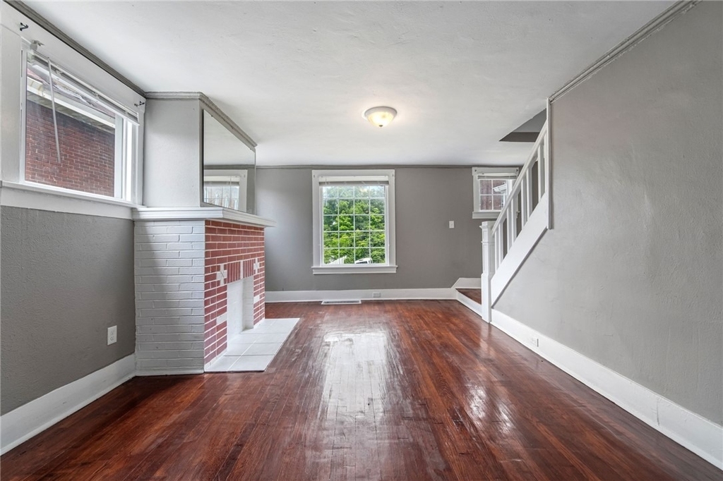 160 Hazelwood - Photo 6