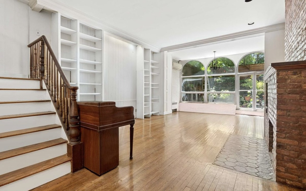 212 East 11th Street - Photo 0