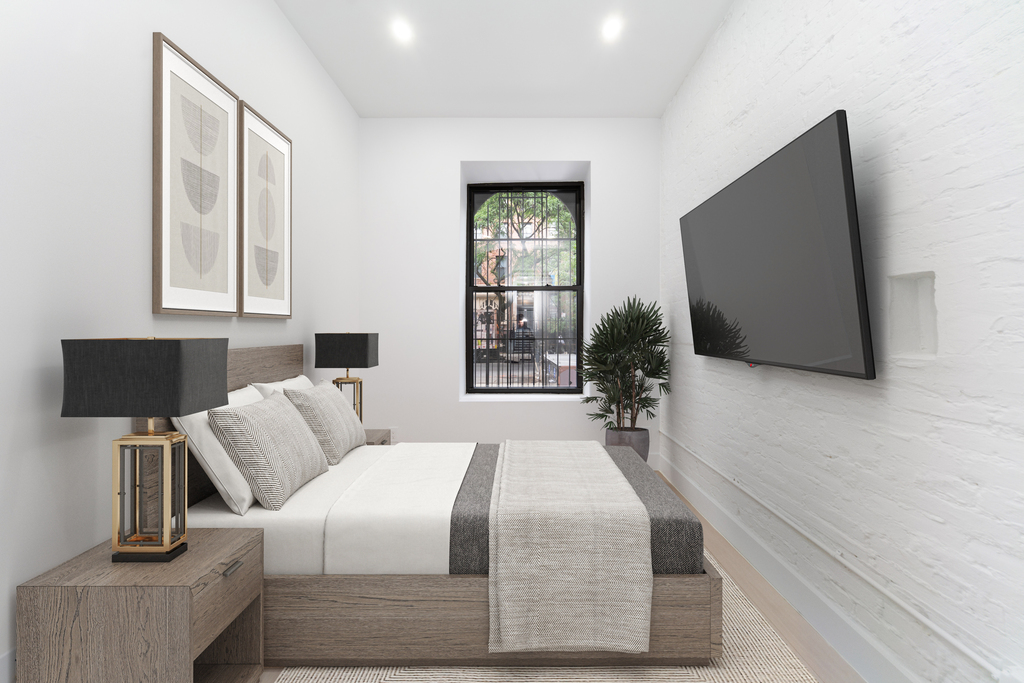 47 St Marks Place - Photo 4