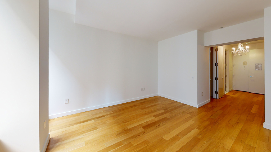 95 Wall Street - Photo 2