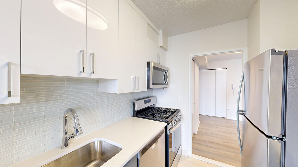 401 E 34th St - Photo 1