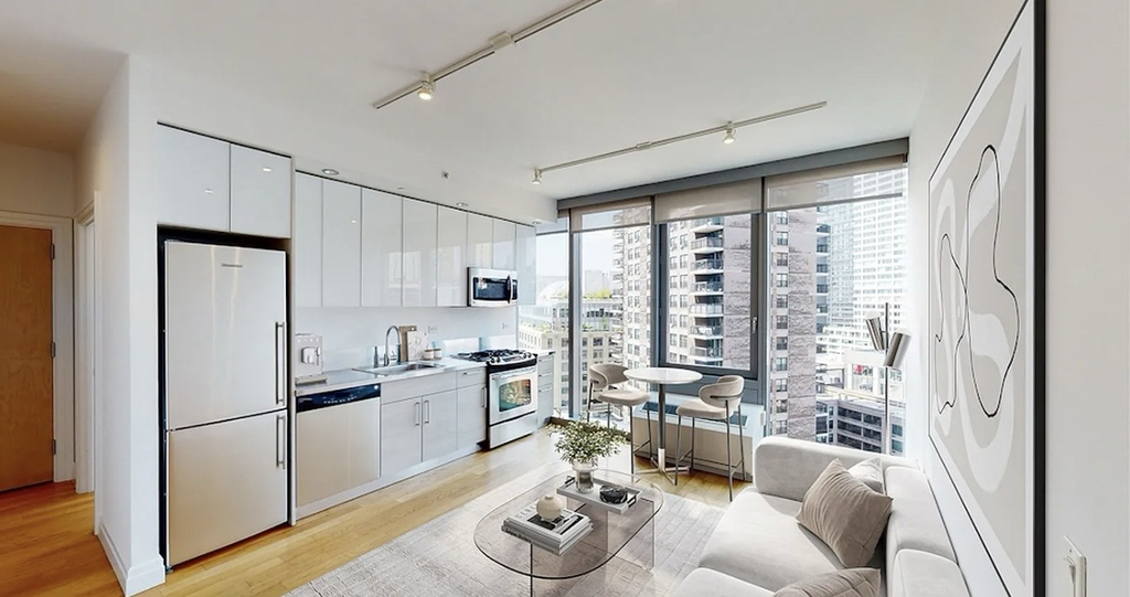 550 West 54th Street - Photo 0