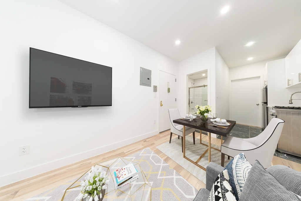 703 9th Avenue - Photo 1