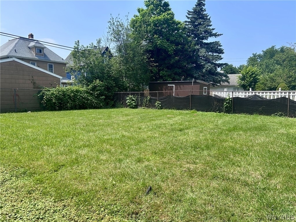 151 Amber Street - Photo 10