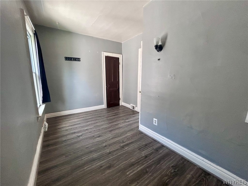 151 Amber Street - Photo 5
