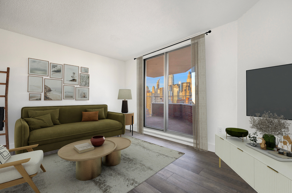 2nd Avenue - Photo 3