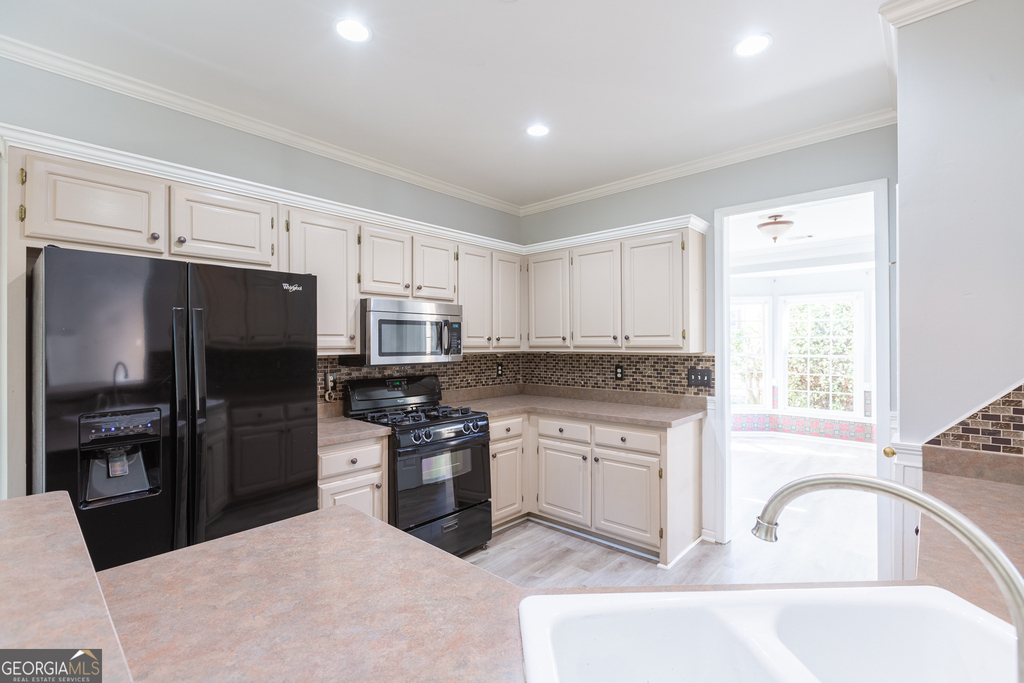 1748 Christiana Drive - Photo 10