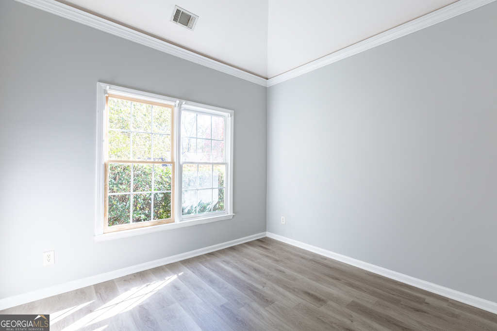 1748 Christiana Drive - Photo 3