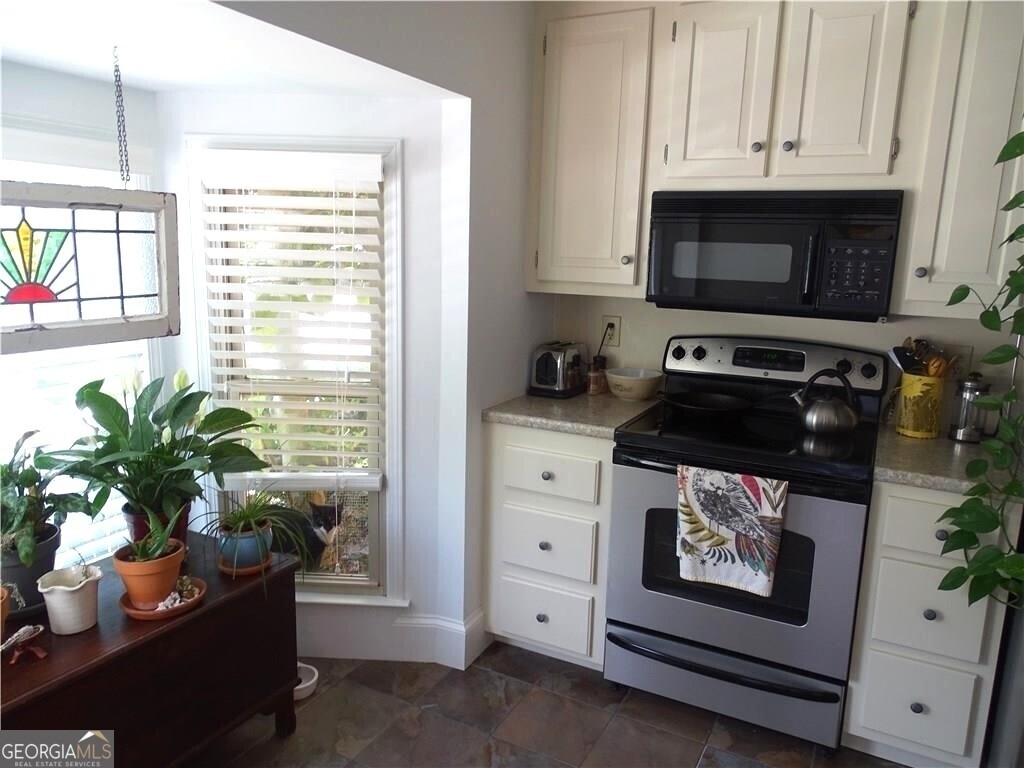 410 Forestgate Court - Photo 0
