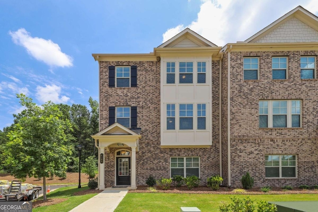 4200 Pierson Trace - Photo 0