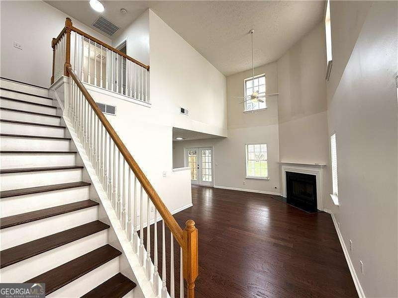 2150 Lexington Lane - Photo 1