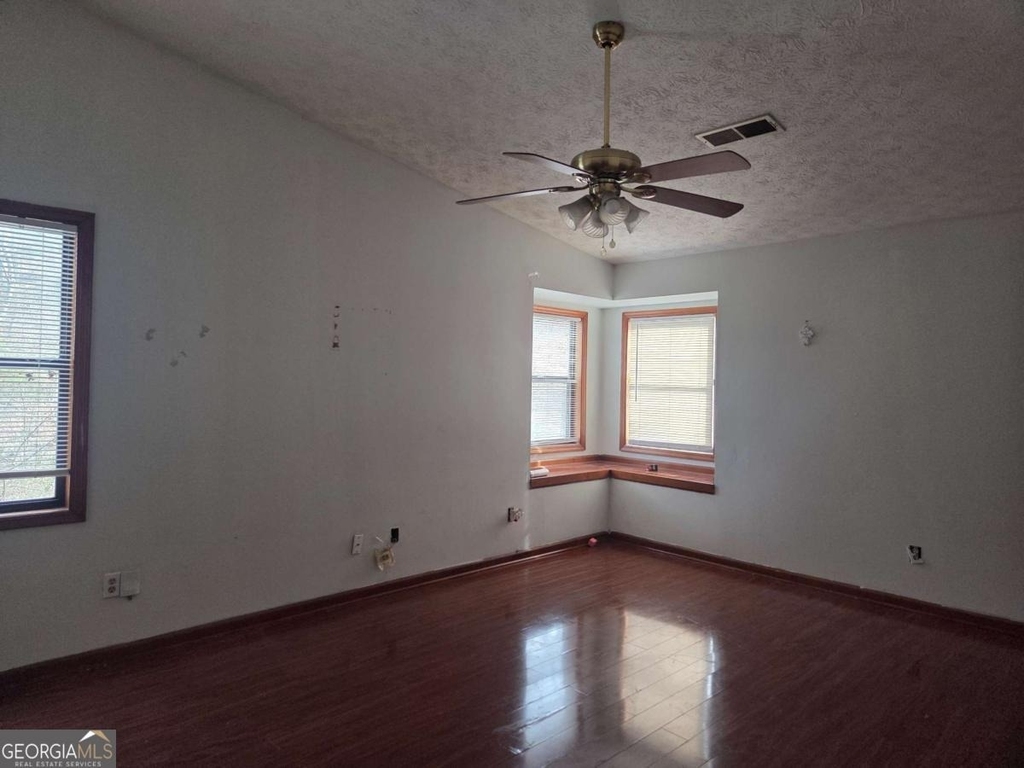 5625 Princeton Oaks Drive - Photo 8
