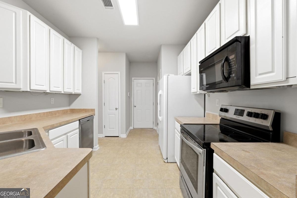 1006 Ivydale Circle - Photo 7