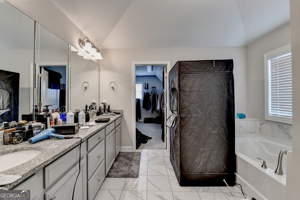 5525 Nesmith Court - Photo 37