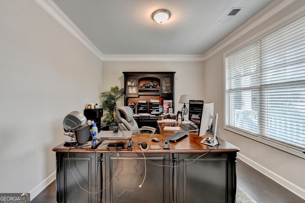 5525 Nesmith Court - Photo 4