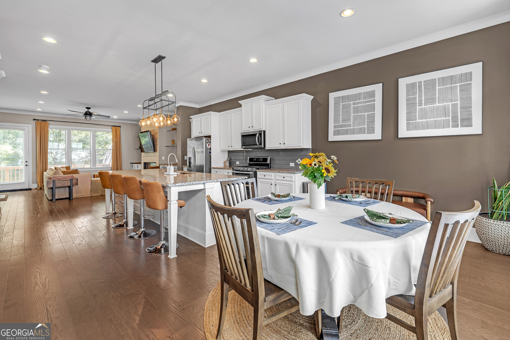 720 Avondale Hills Drive - Photo 4