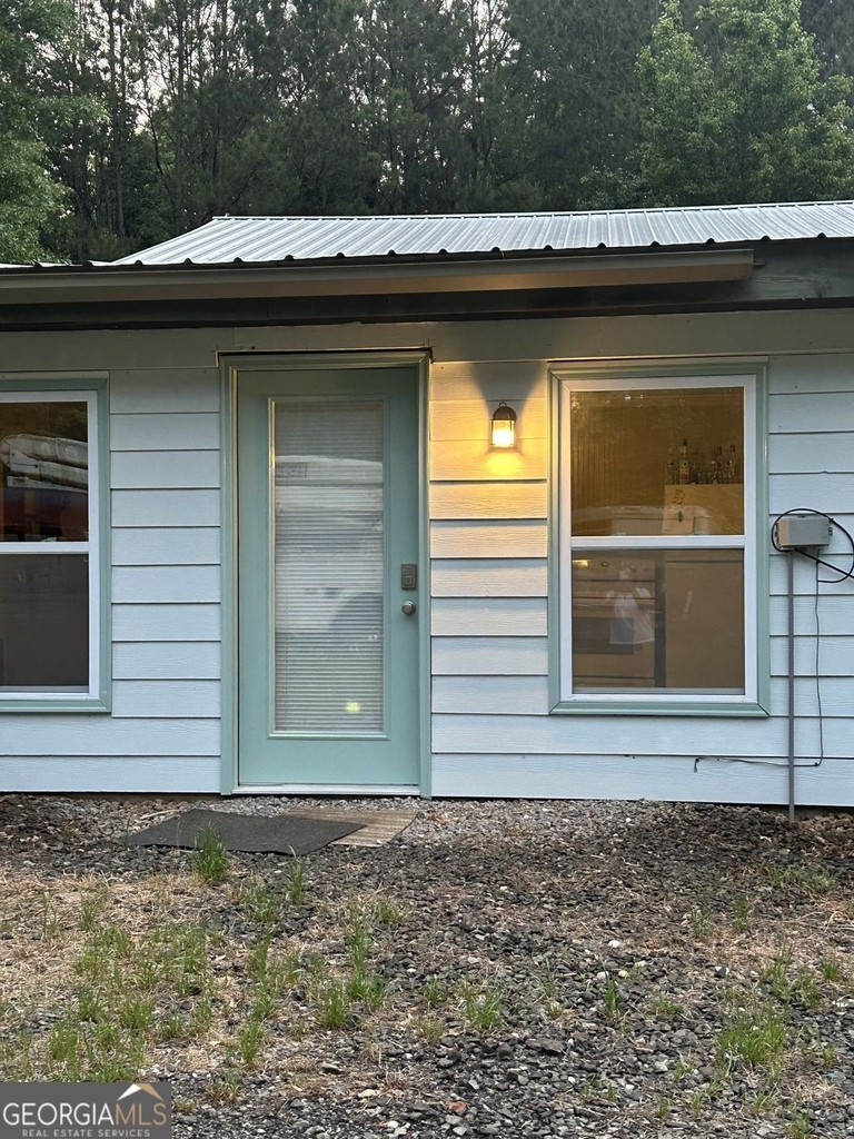 10909 Fincher Road - Photo 0