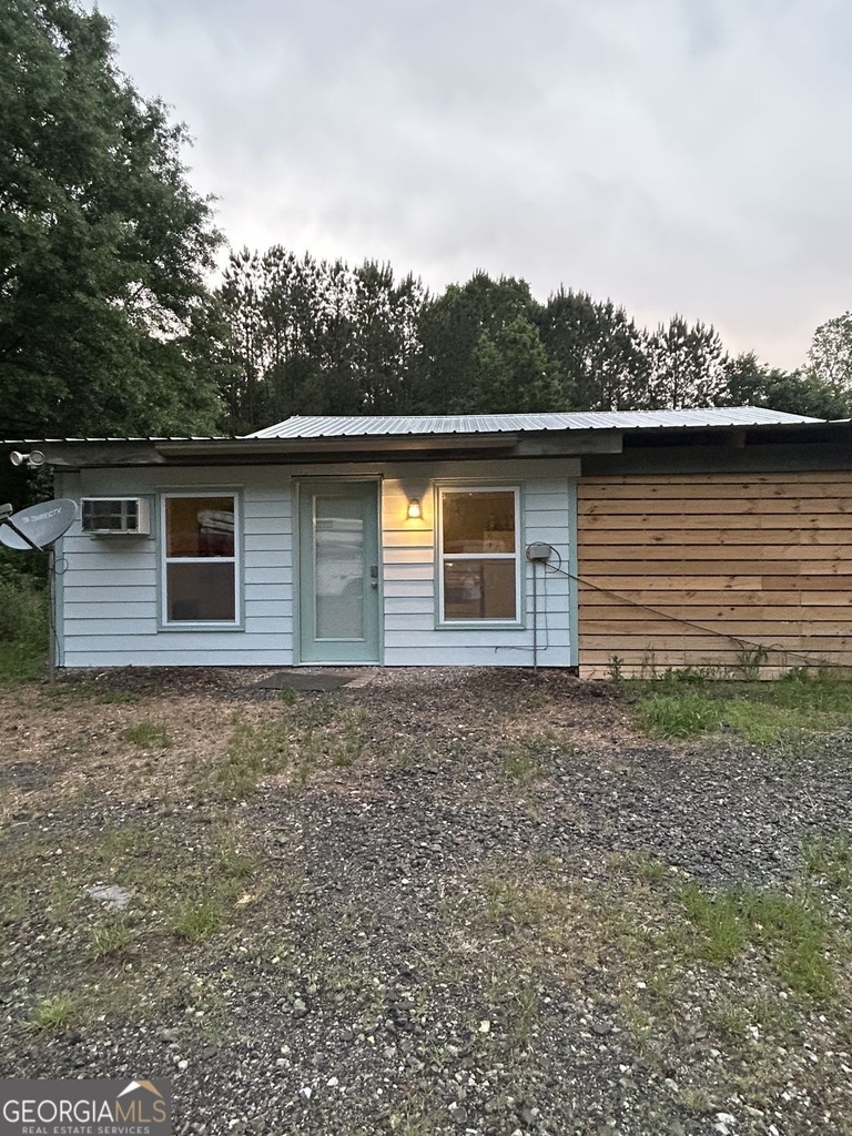 10909 Fincher Road - Photo 1