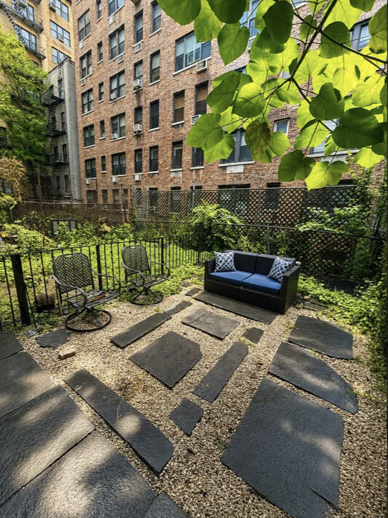 East 89th Street - Photo 4
