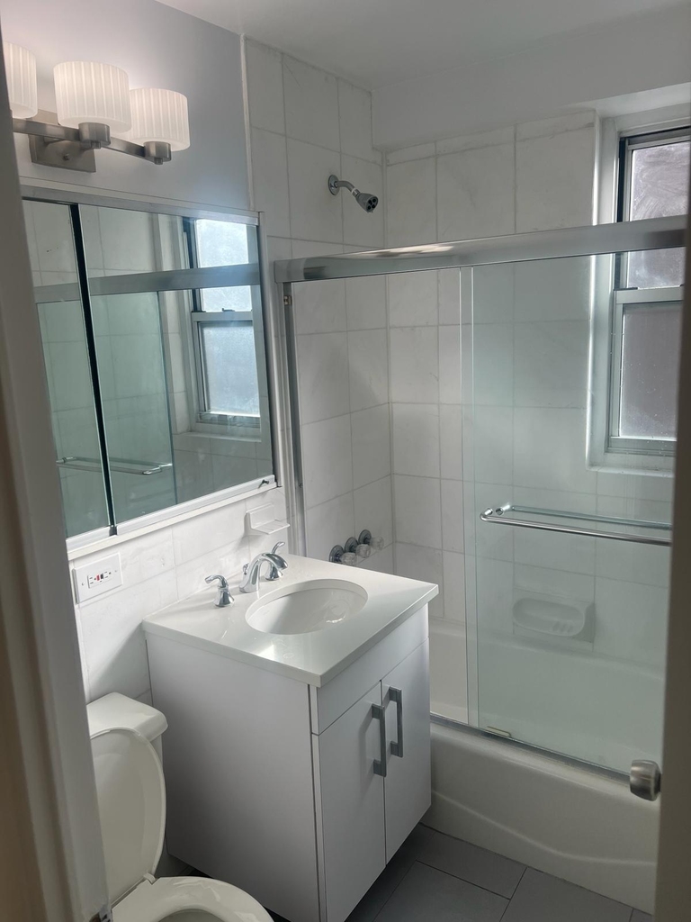 W 52nd St / 8th Avenue - Photo 1
