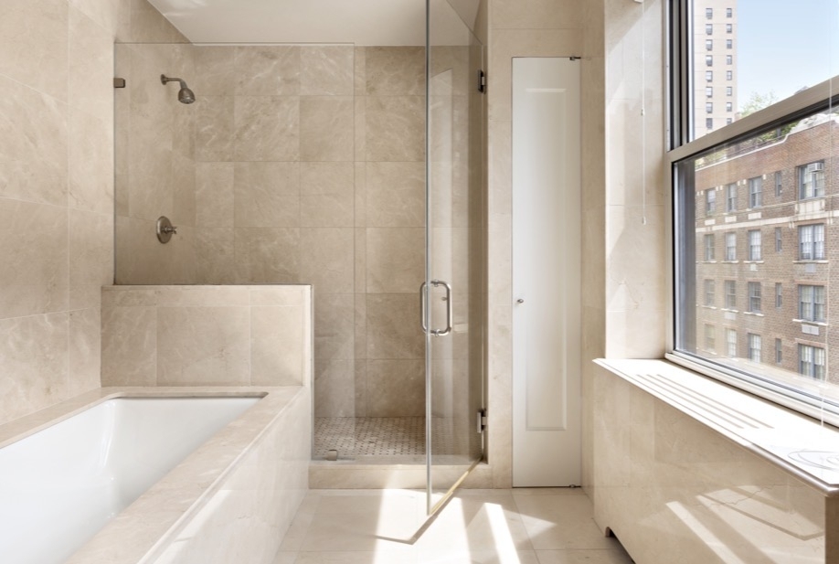 East 80th Street - Photo 10