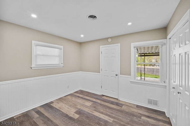 49 Louis Ave - Photo 9