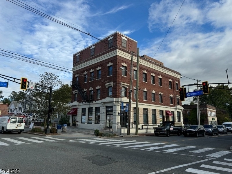 340 Millburn Ave - Photo 0