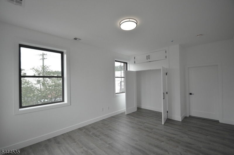 340 Millburn Ave - Photo 8