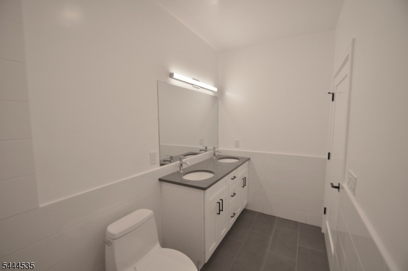 340 Millburn Ave - Photo 11