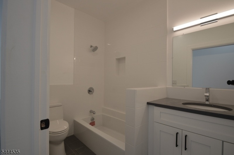340 Millburn Ave - Photo 17