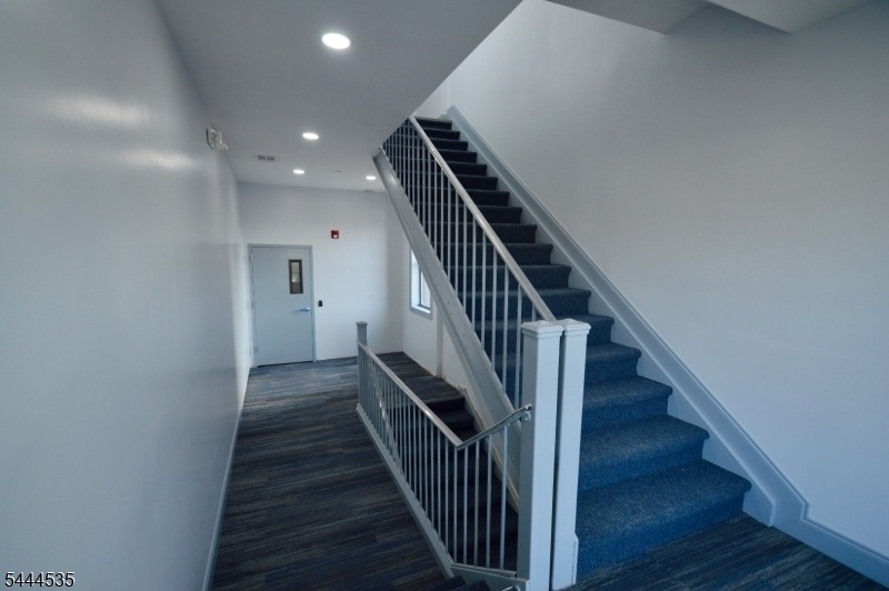 340 Millburn Ave - Photo 22