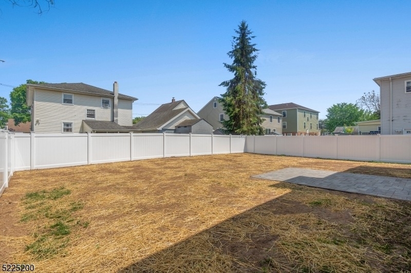 227 N 11th St - Photo 20