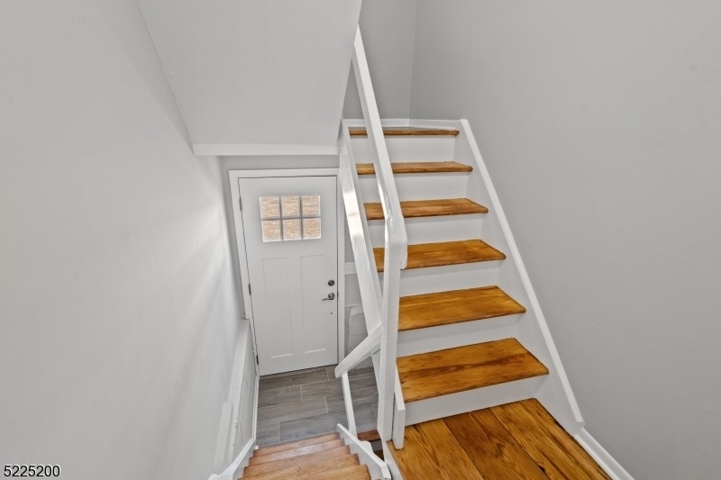 227 N 11th St - Photo 16